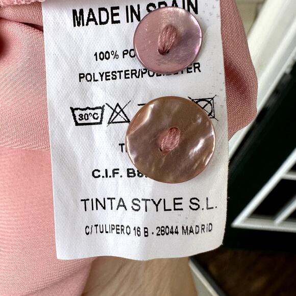 Bariloche Spain Sz 8 Button Front Silky Peach Button Front Blouse Career Office - Picture 7 of 7